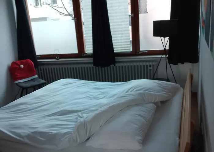 Gaestezimmer Nahe Therme Homestay *